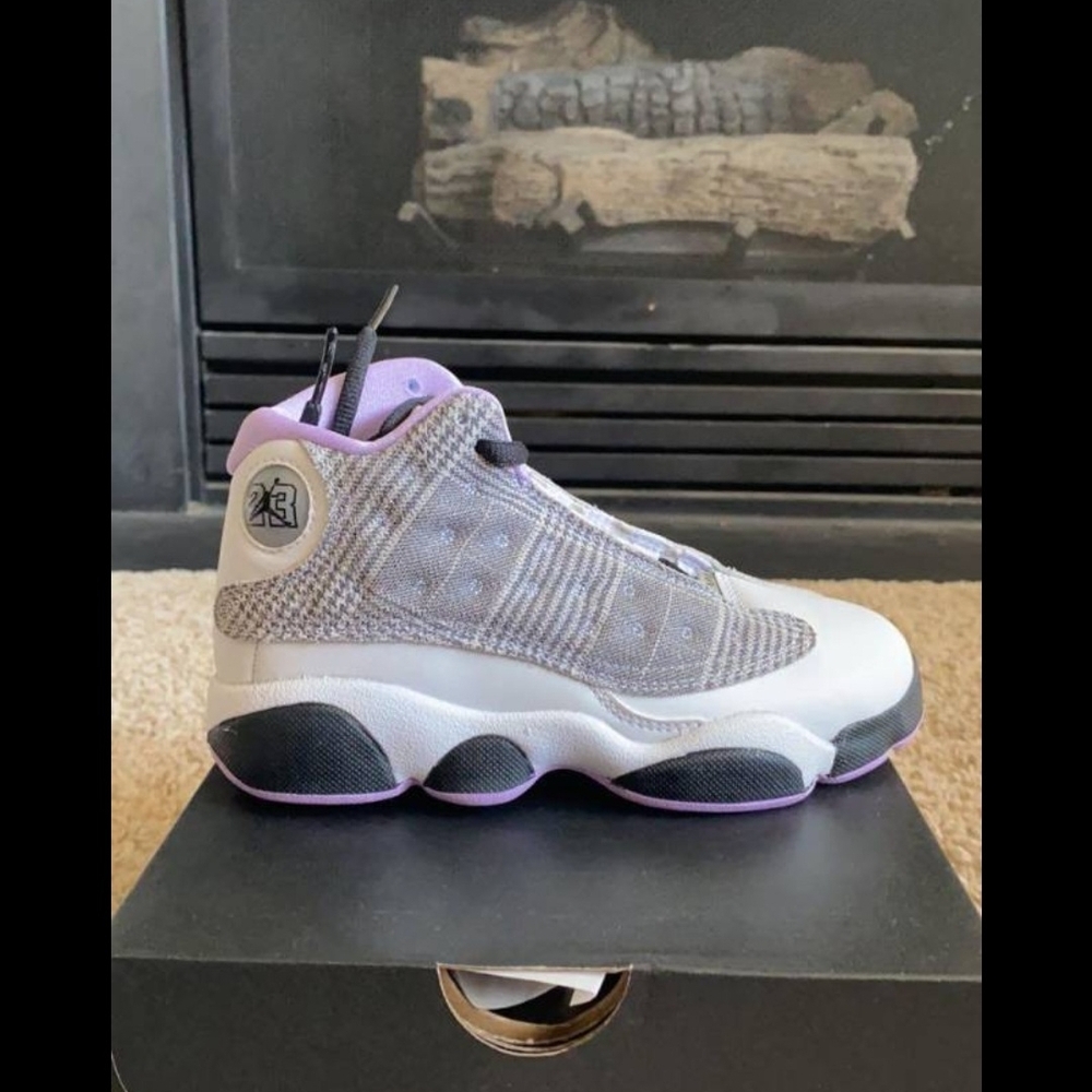 Jordan Kids Sneakers in Gray and Purple